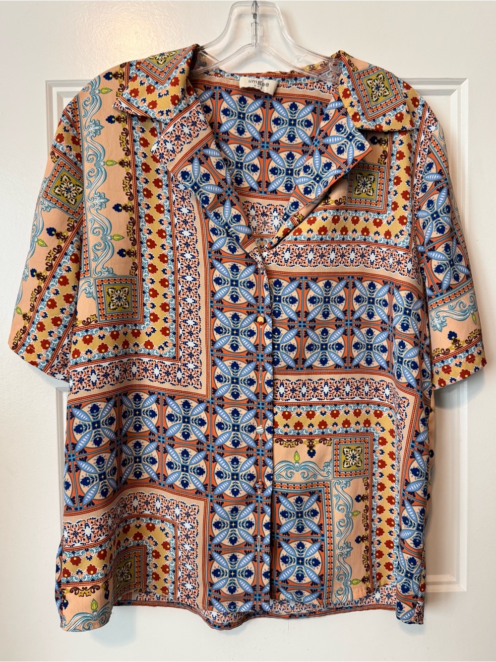 Umgee Boho Patchwork Print Button Front Blouse Size Small Peach Blue Top